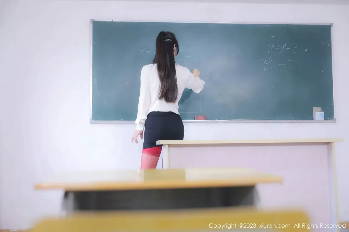 [XiuRen秀人网]第6980期诗诗写真 [93P]-003