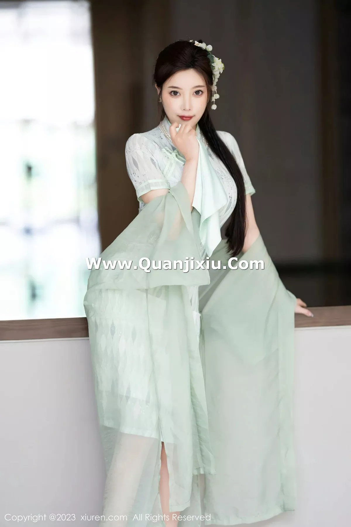 [XiuRen秀人网]第6983期杨晨晨写真 [84P]-010