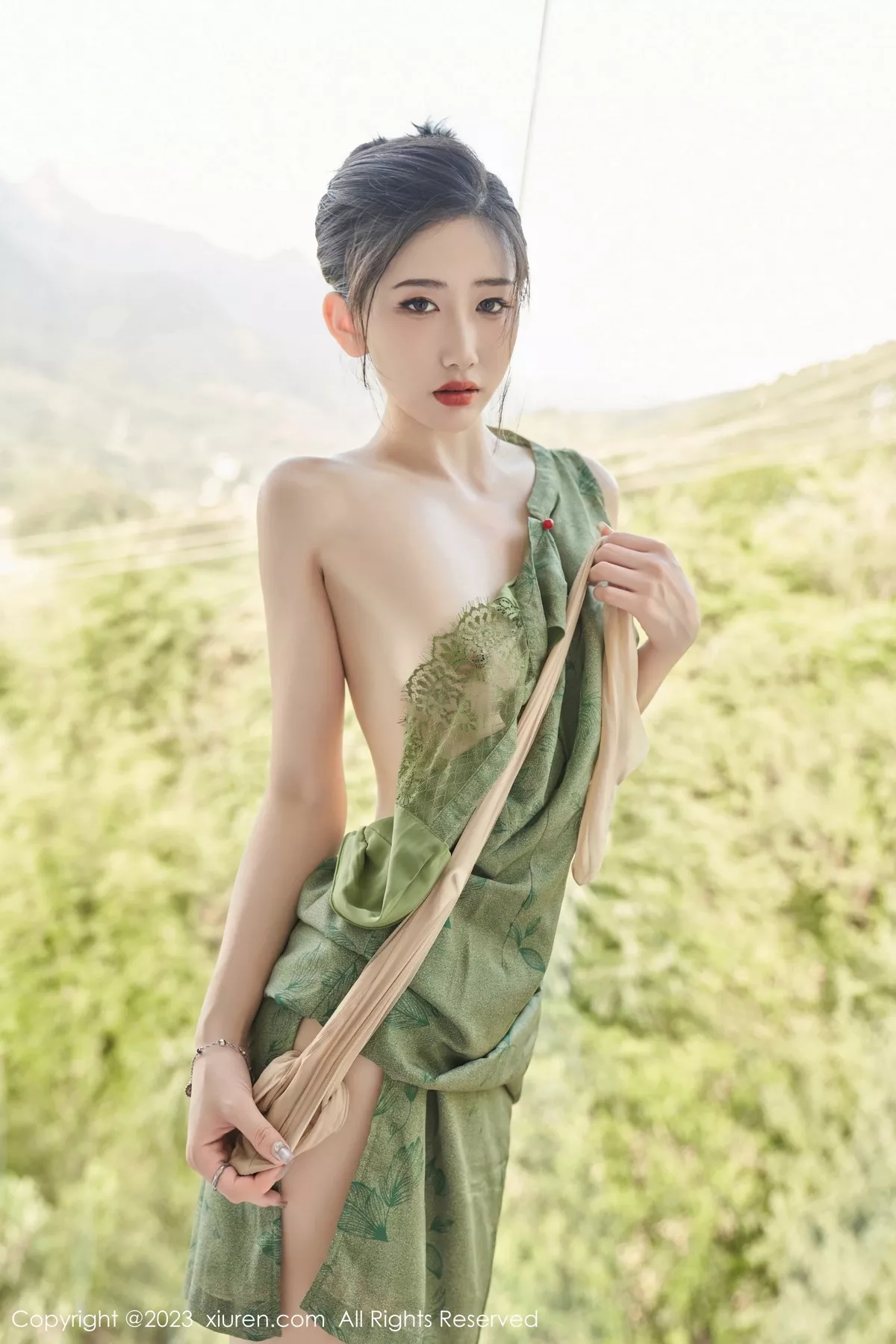 [XiuRen秀人网]第7181期沈青黛写真 [98P]-092