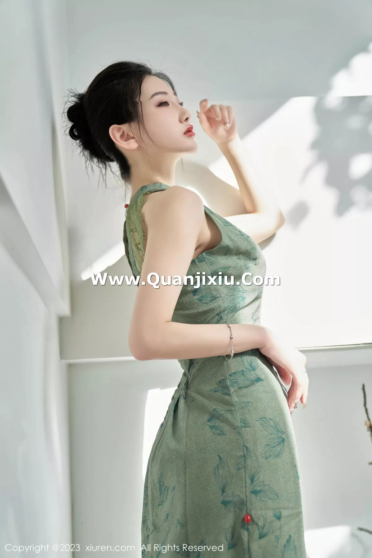 [XiuRen秀人网]第7181期沈青黛写真 [98P]-023