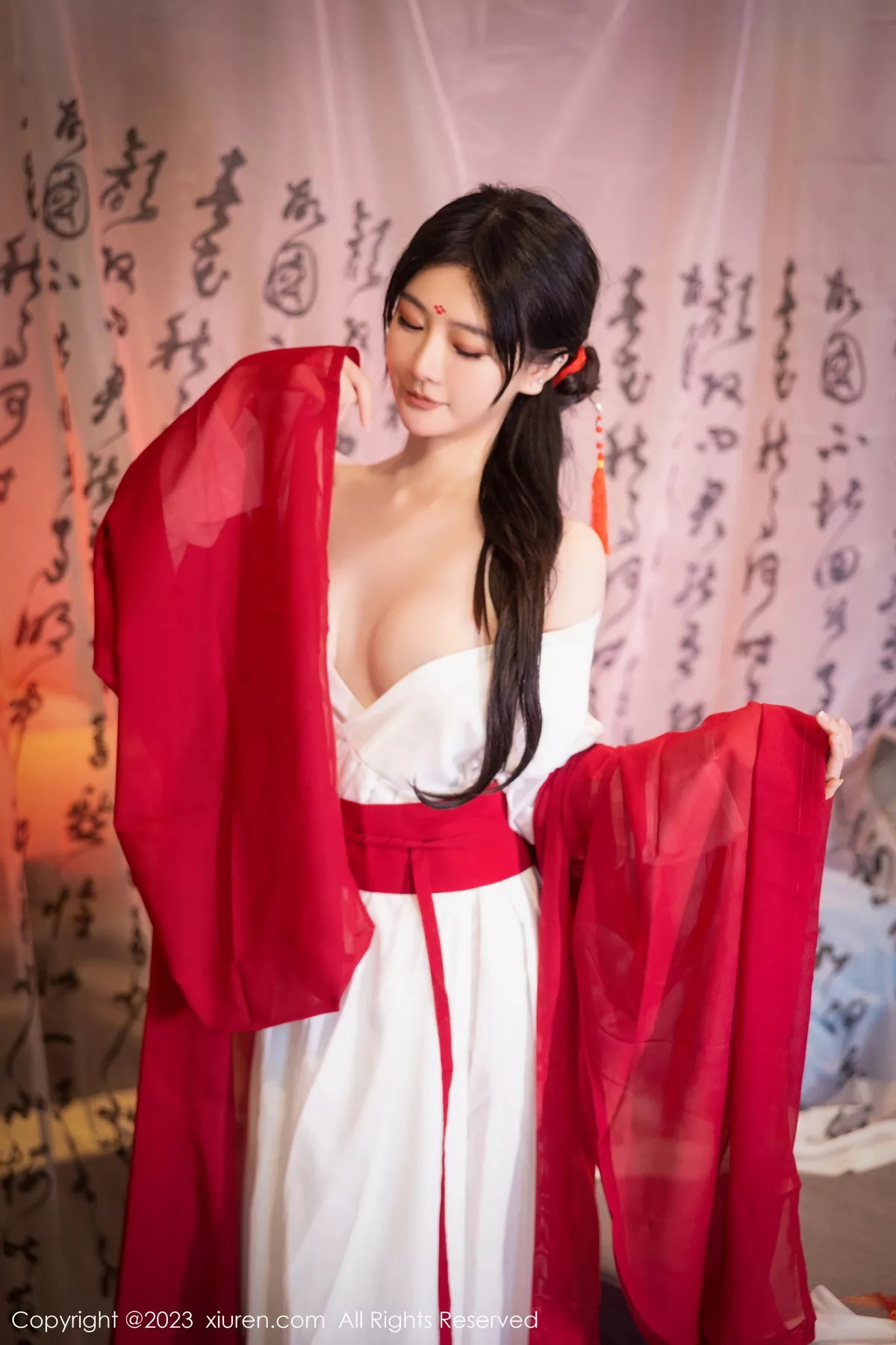 [XiuRen秀人网]第7192期幼幼写真 [92P]-013