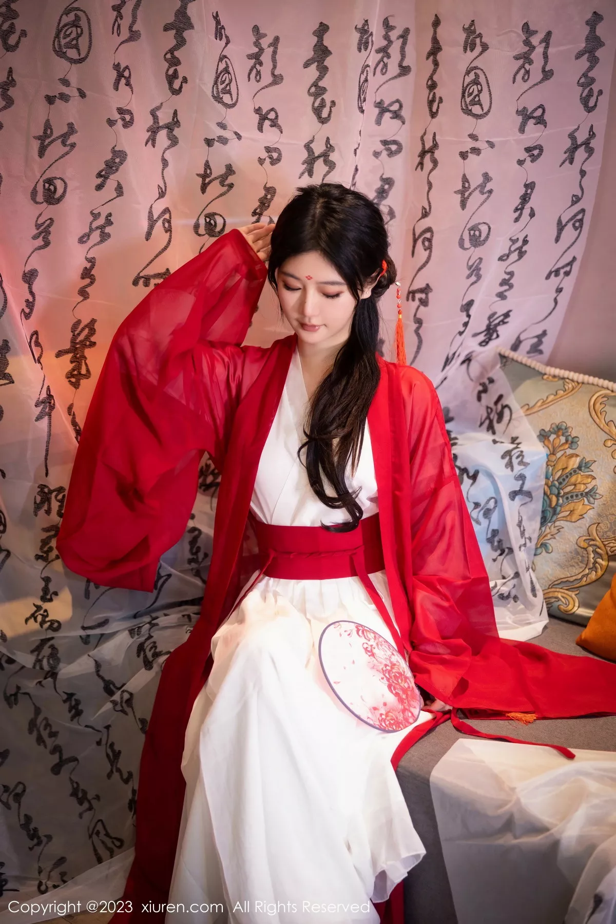 [XiuRen秀人网]第7192期幼幼写真 [92P]-002