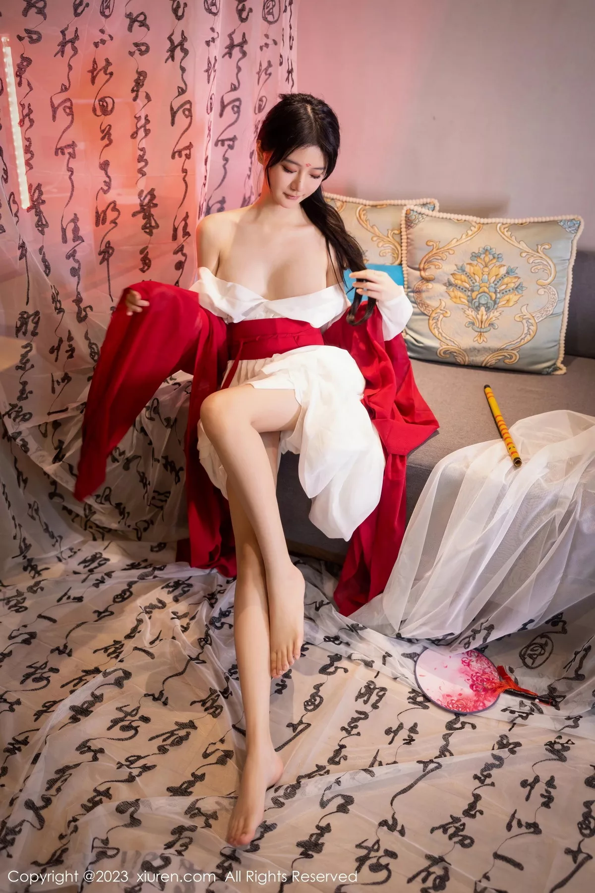 [XiuRen秀人网]第7192期幼幼写真 [92P]-035