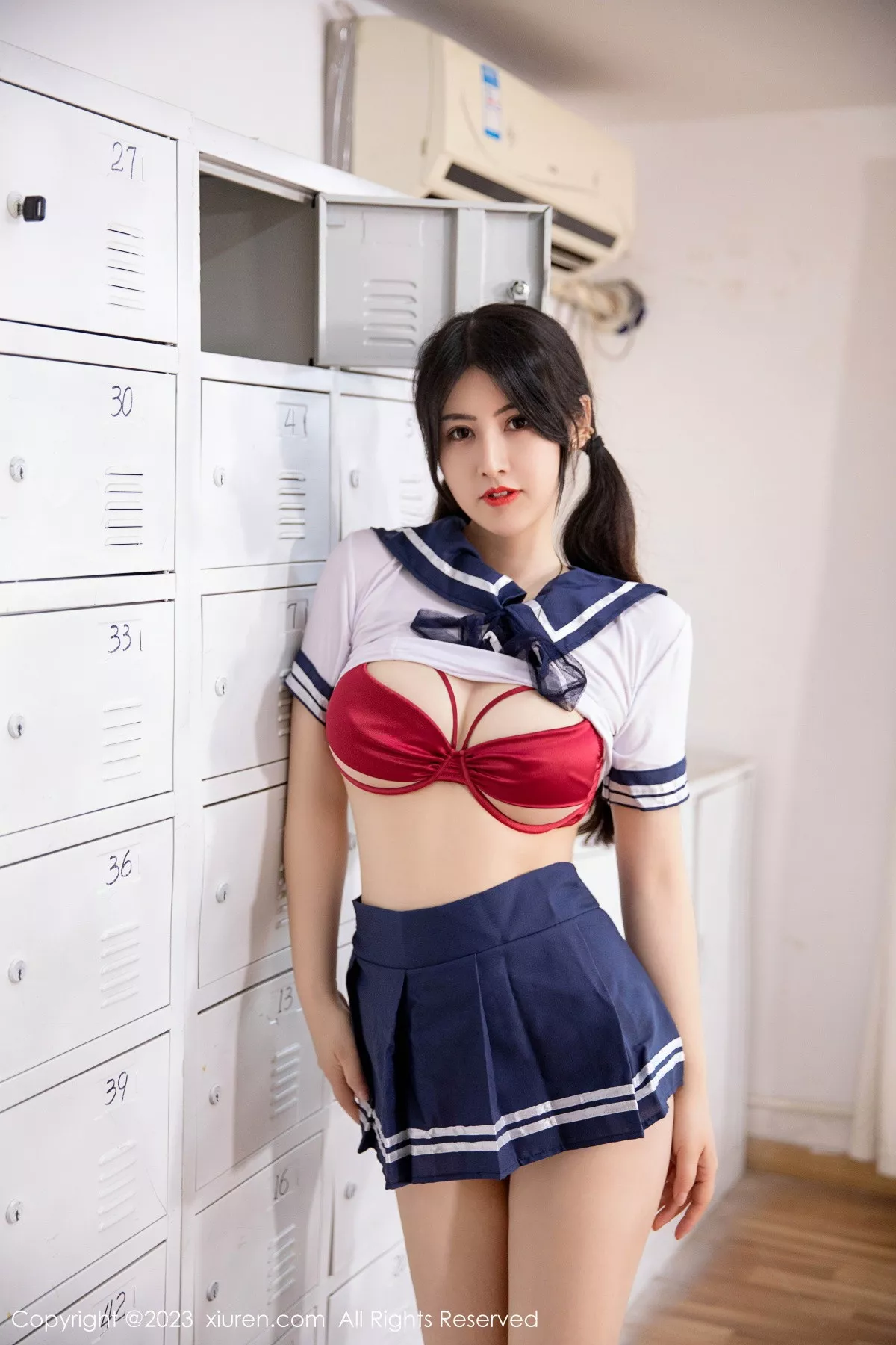 [XiuRen秀人网]第7200期诗诗写真 [80P]-056
