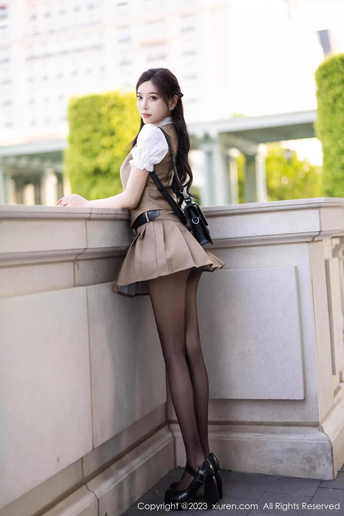 [XiuRen秀人网]第7202期杨晨晨写真 [90P]-001