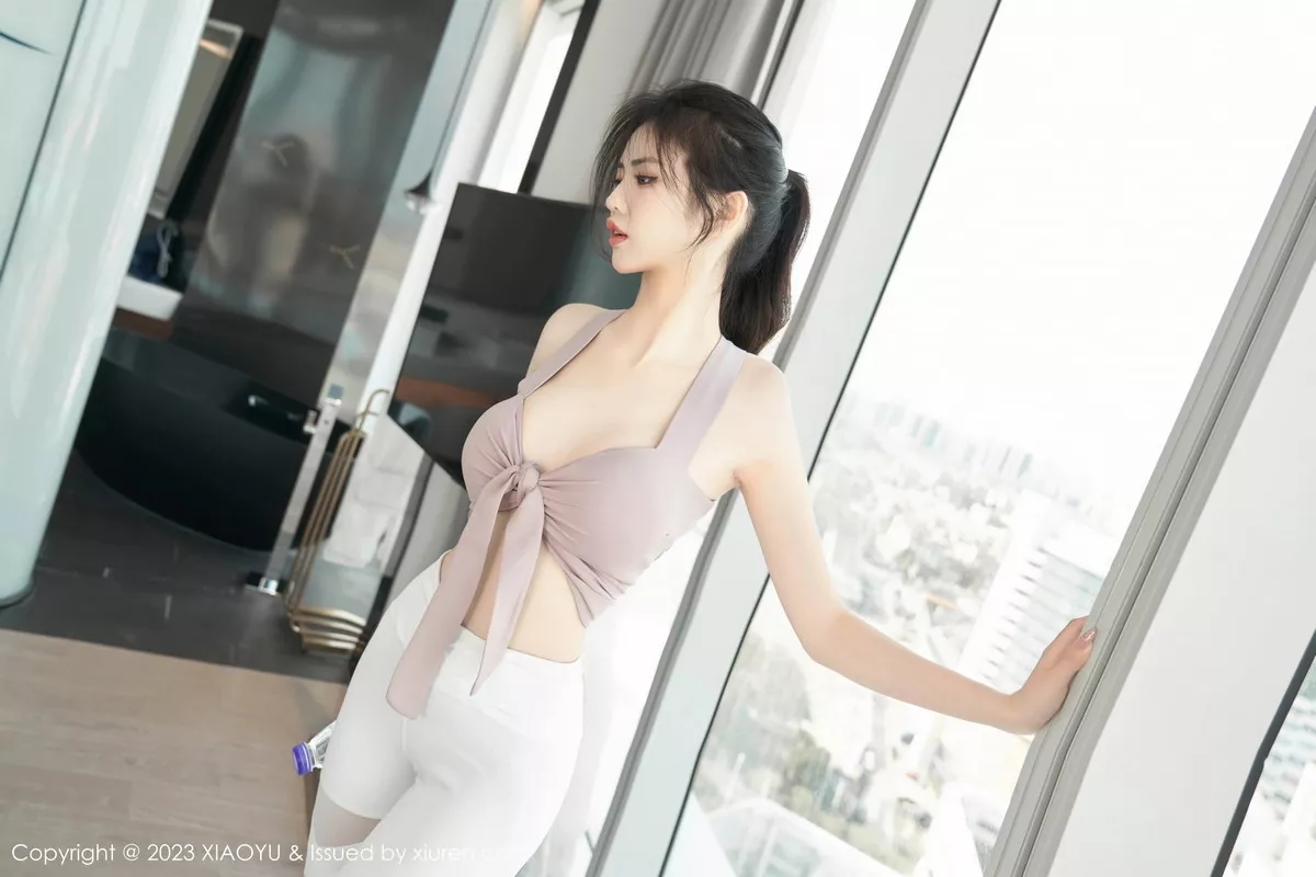 [XiuRen秀人网]第7213期浅浅写真 [82P]-001