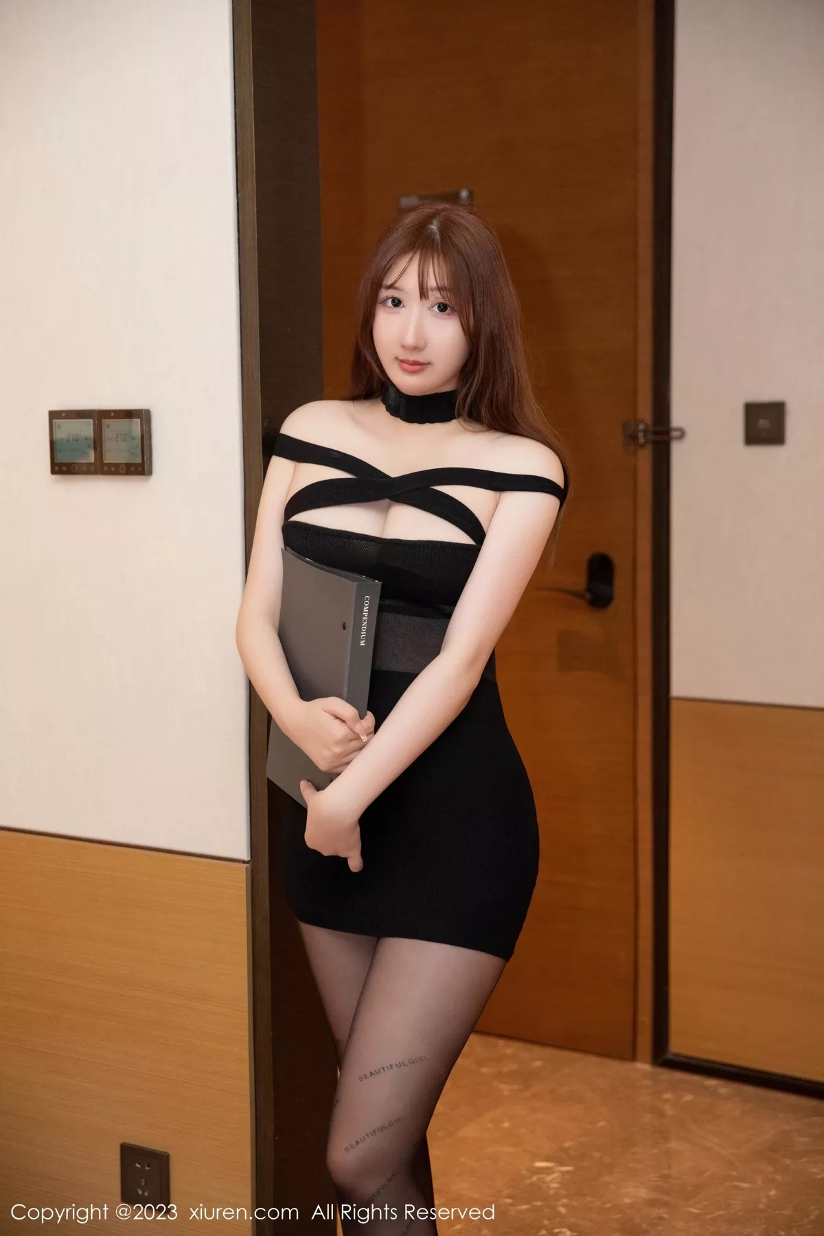 [XiuRen秀人网]第7229期江真真写真 [98P]-005