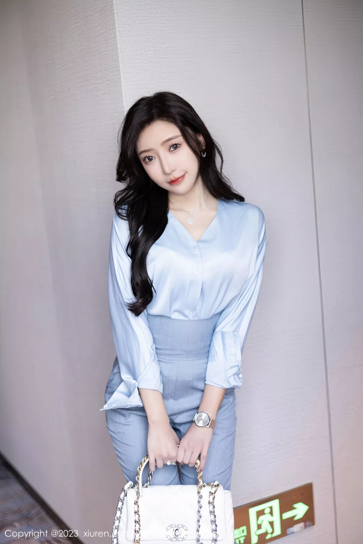 [XiuRen秀人网]第7123期王馨瑶写真 [85P]-002