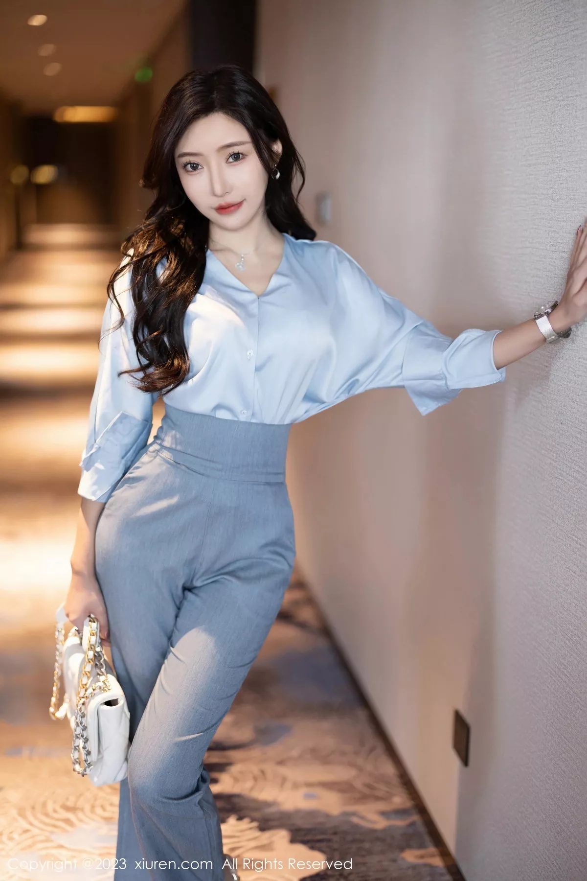 [XiuRen秀人网]第7123期王馨瑶写真 [85P]-001
