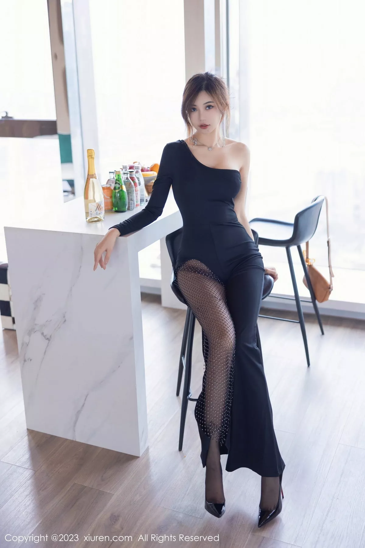[XiuRen秀人网]第7117期绮里嘉写真 [82P]-031