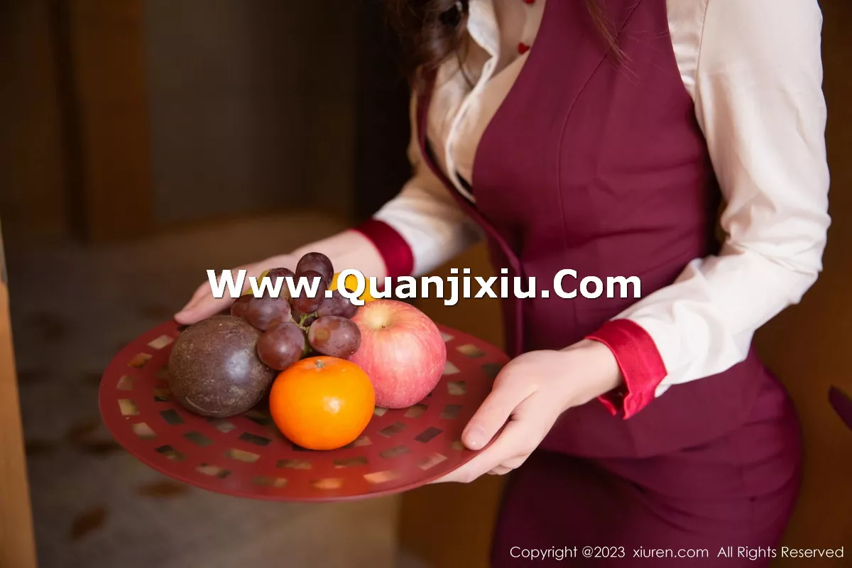 [XiuRen秀人网]第7255期是小逗逗写真 [80P]-002