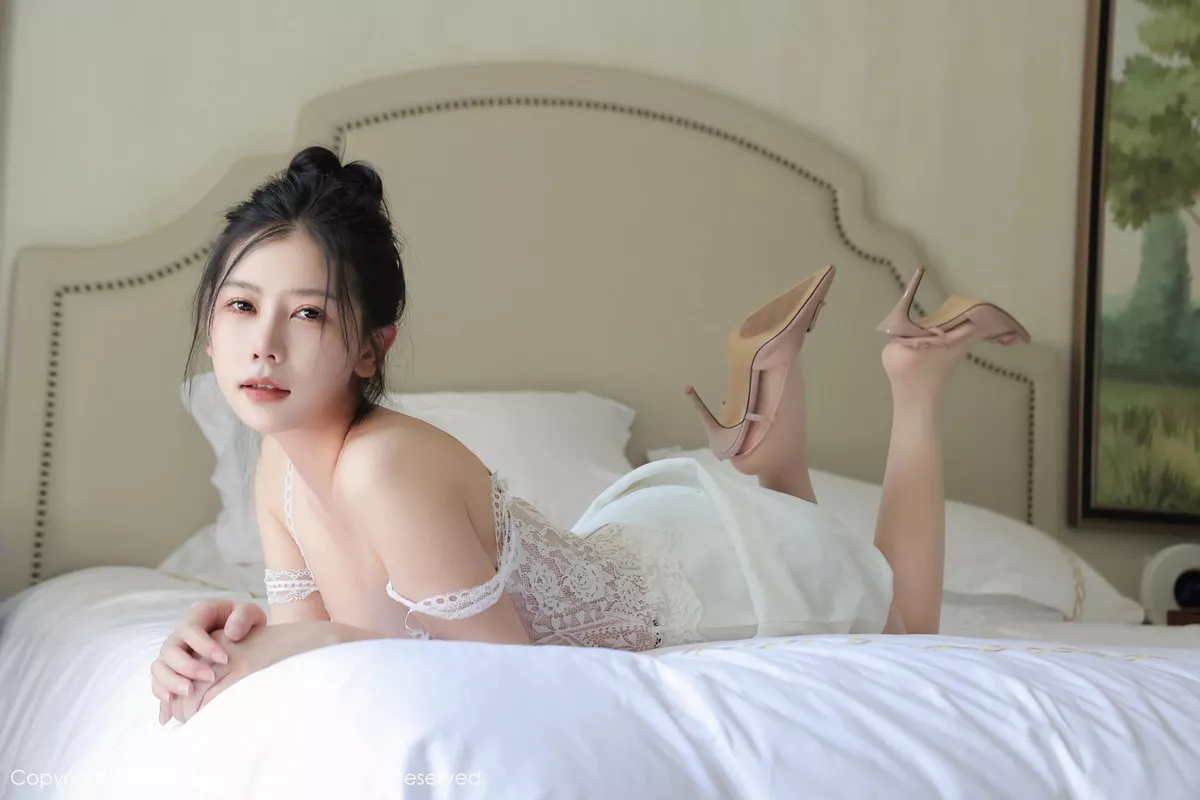 [XiuRen秀人网]第7124期尹甜甜写真 [62P]-035