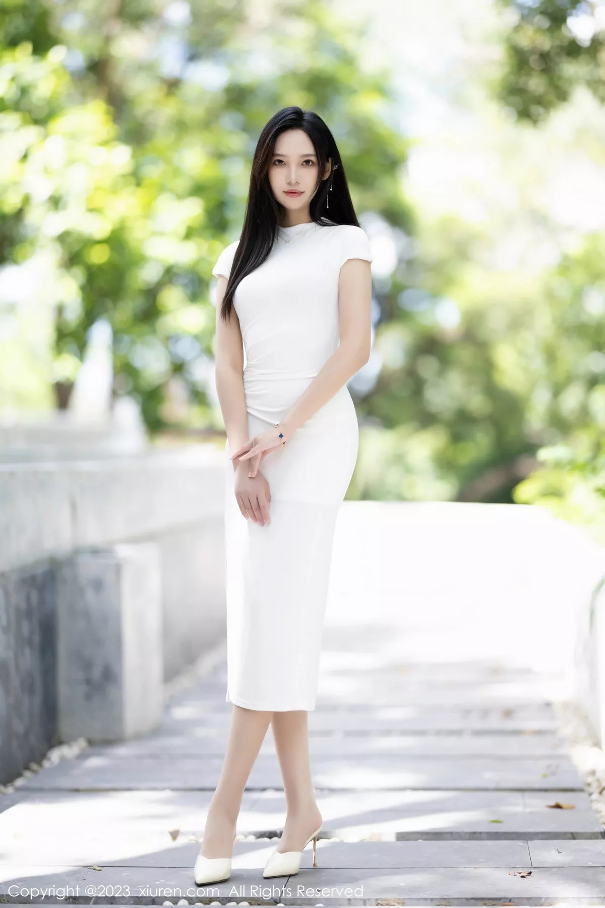 [XiuRen秀人网]第7139期郑颖姗写真 [83P]-001