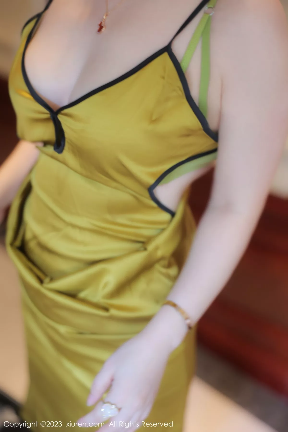 [XiuRen秀人网]第7302期诗诗写真 [83P]-063