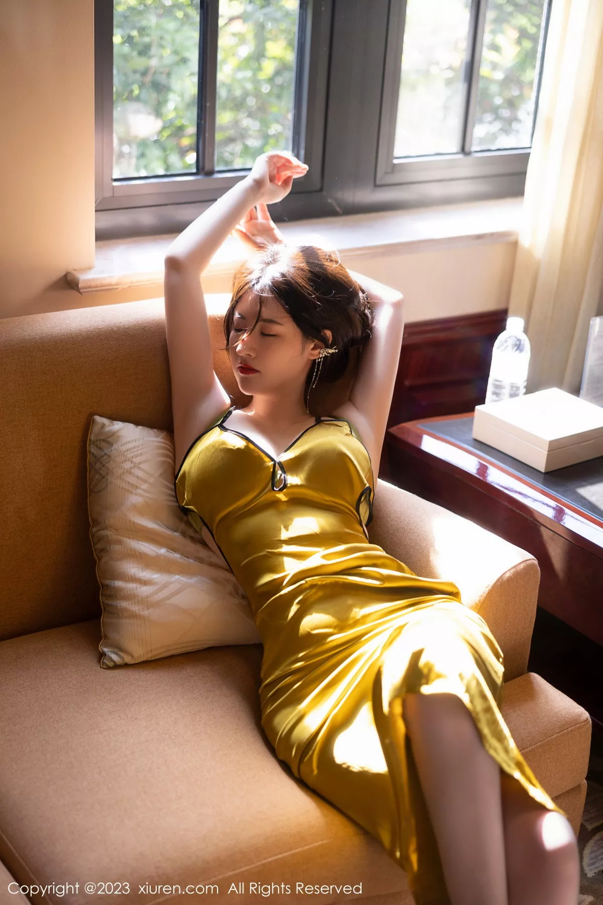 [XiuRen秀人网]第7302期诗诗写真 [83P]-071