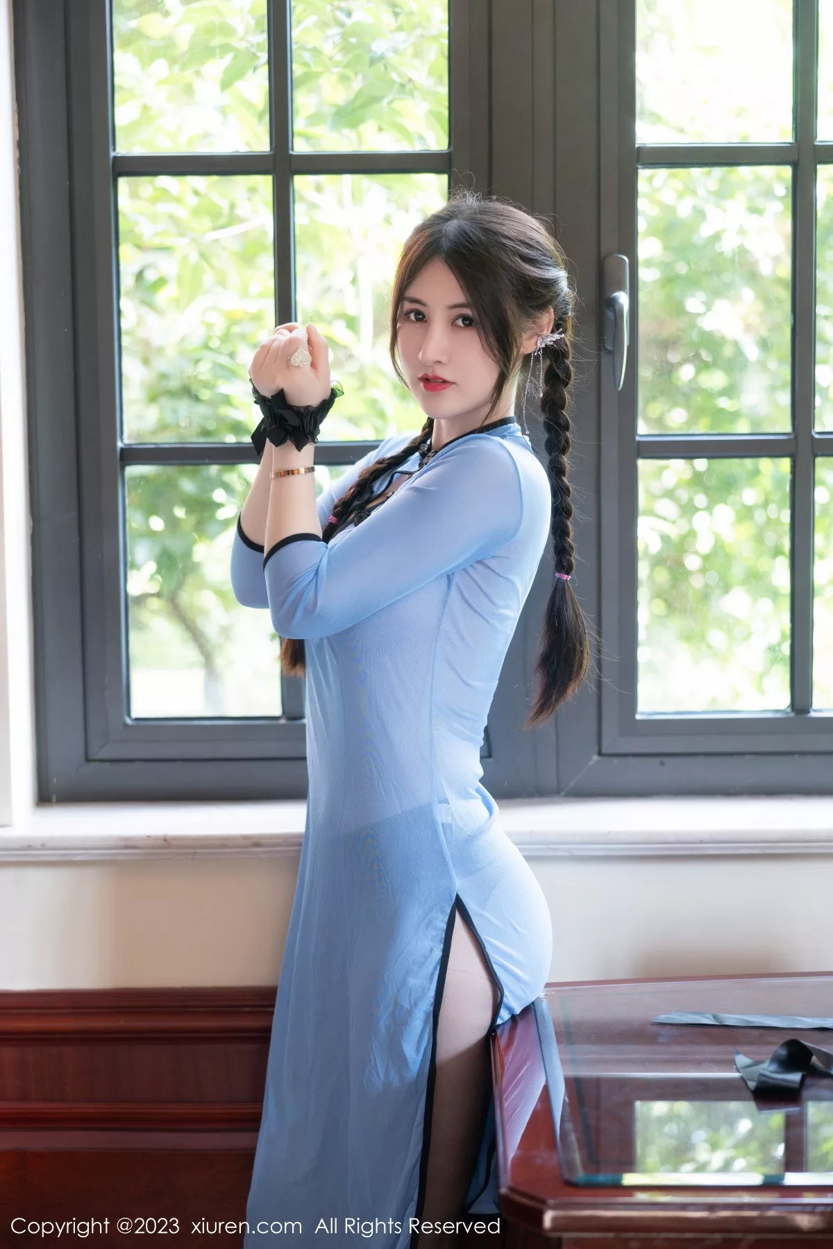 [XiuRen秀人网]第7357期诗诗写真 [84P]-003