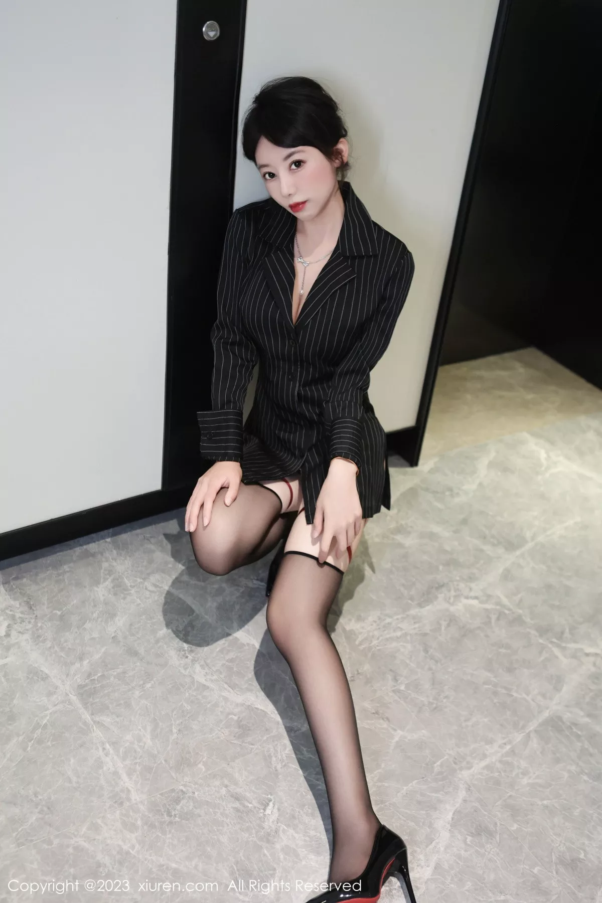 [XiuRen秀人网]第7384期白笑笑写真 [83P]-004