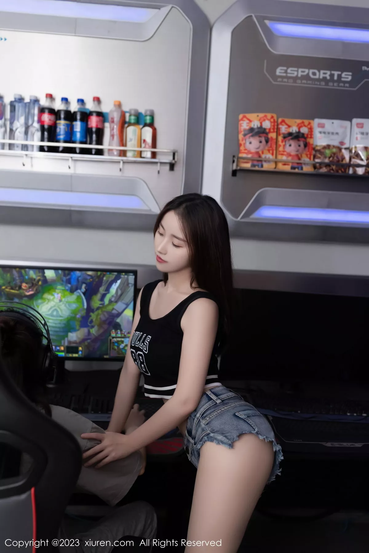[XiuRen秀人网]第7275期杏子写真 [83P]-016