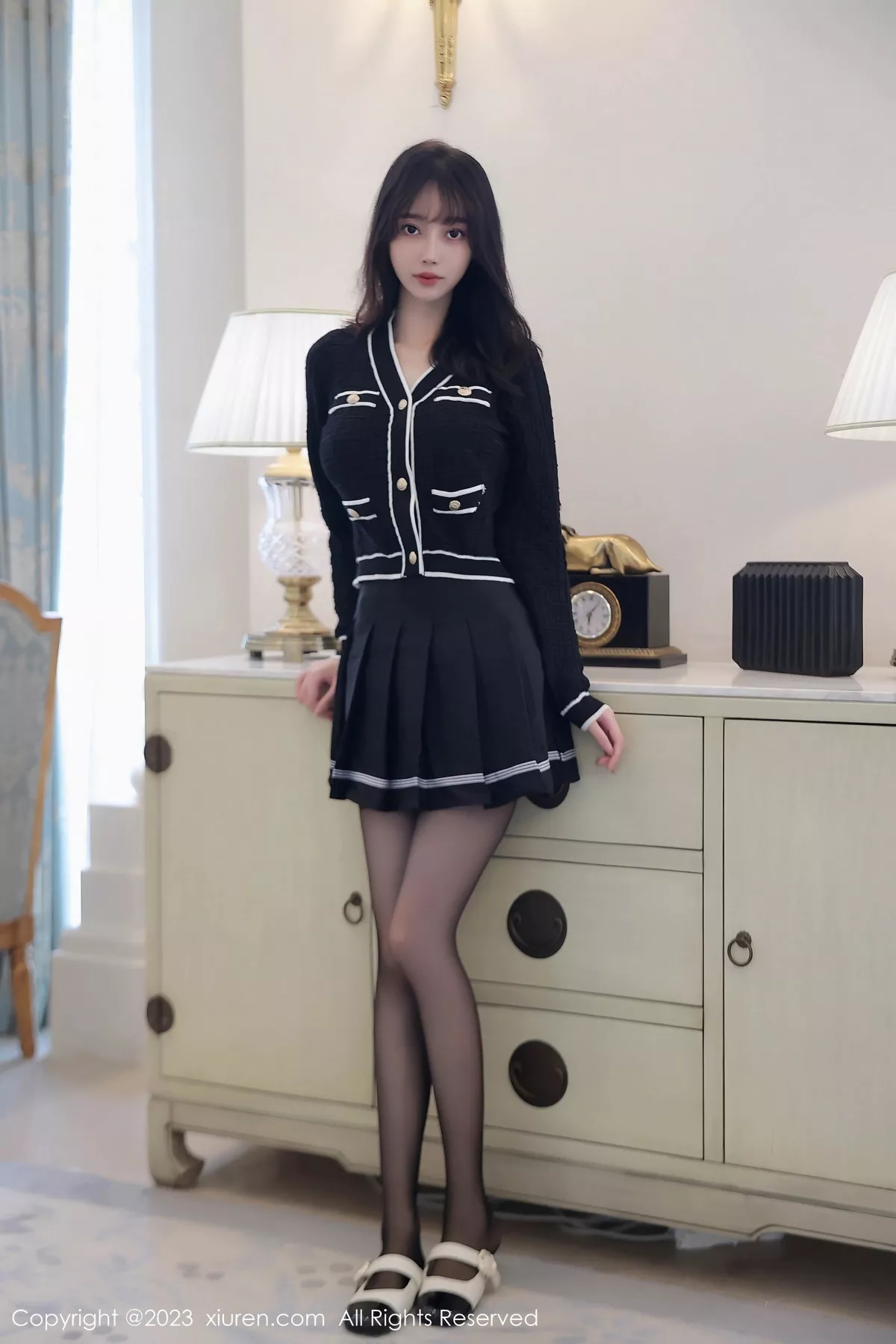 [XiuRen秀人网]第7287期玥儿玥写真 [82P]-001