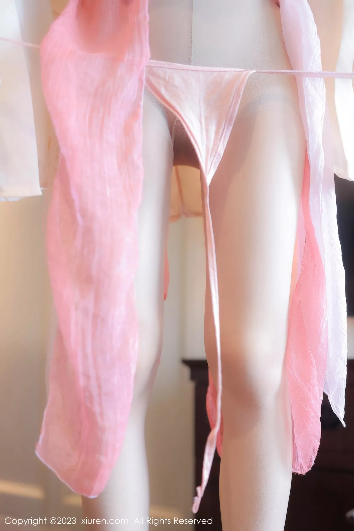 [XiuRen秀人网]第7290期幼幼写真 [88P]-049
