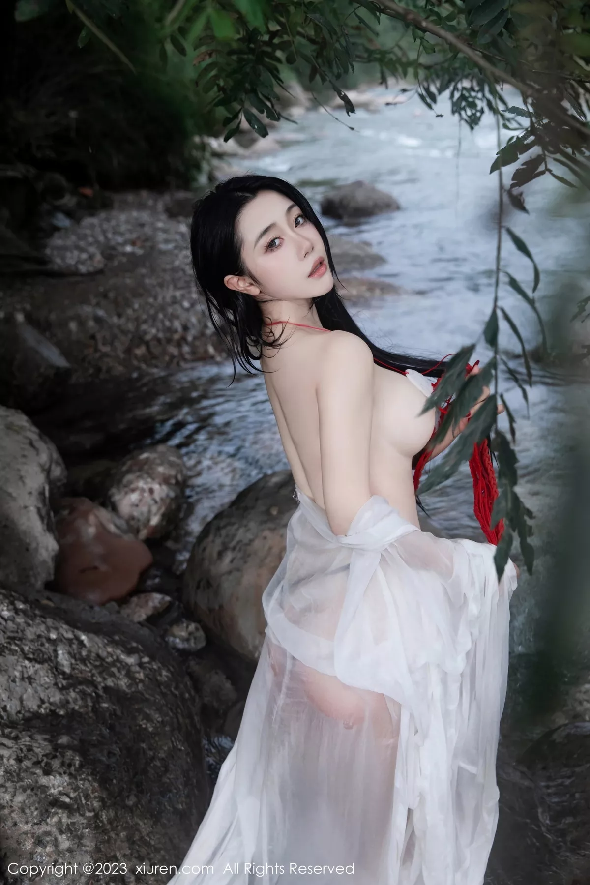 [XiuRen秀人网]第7295期严利娅写真 [89P]-082