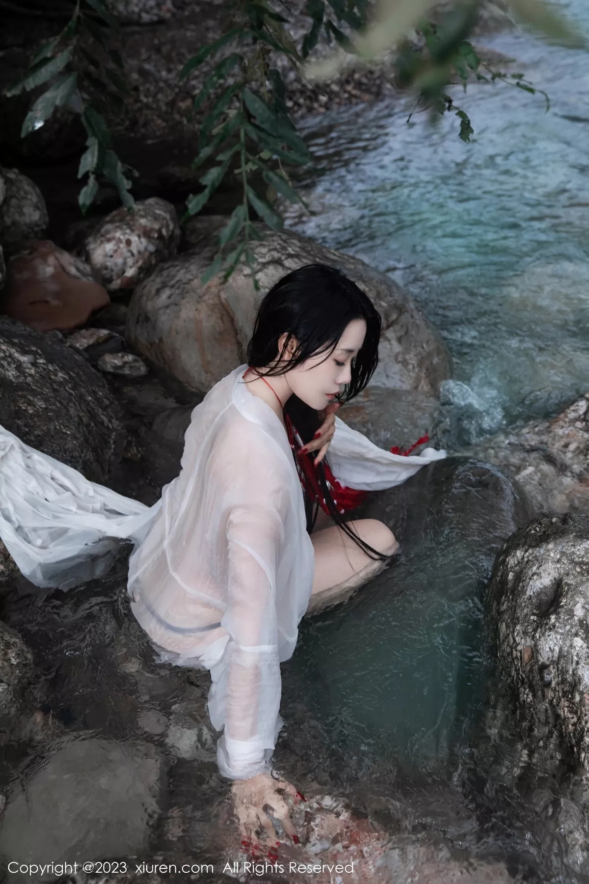 [XiuRen秀人网]第7295期严利娅写真 [89P]-059