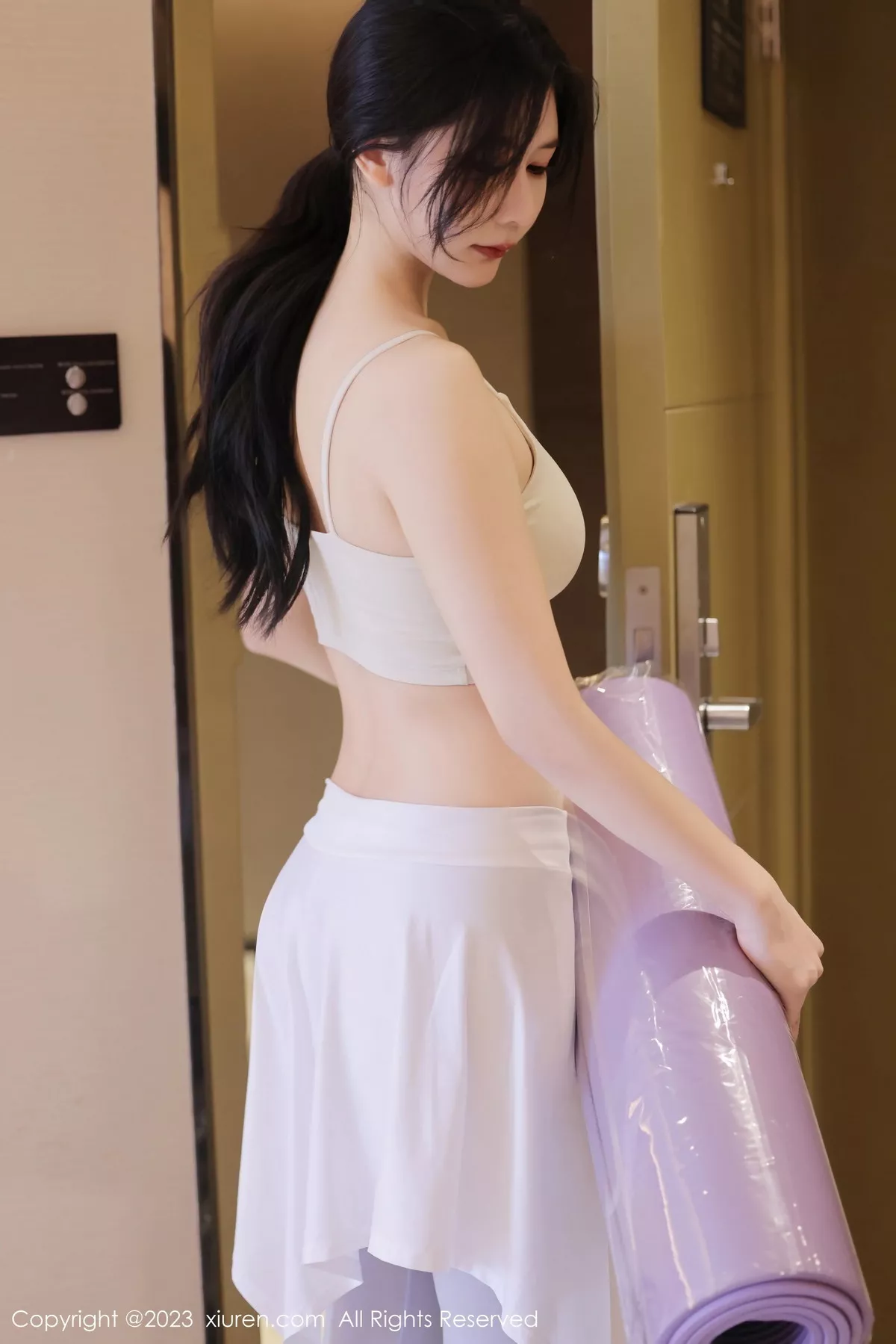 [XiuRen秀人网]第7294期尹甜甜写真 [67P]-002