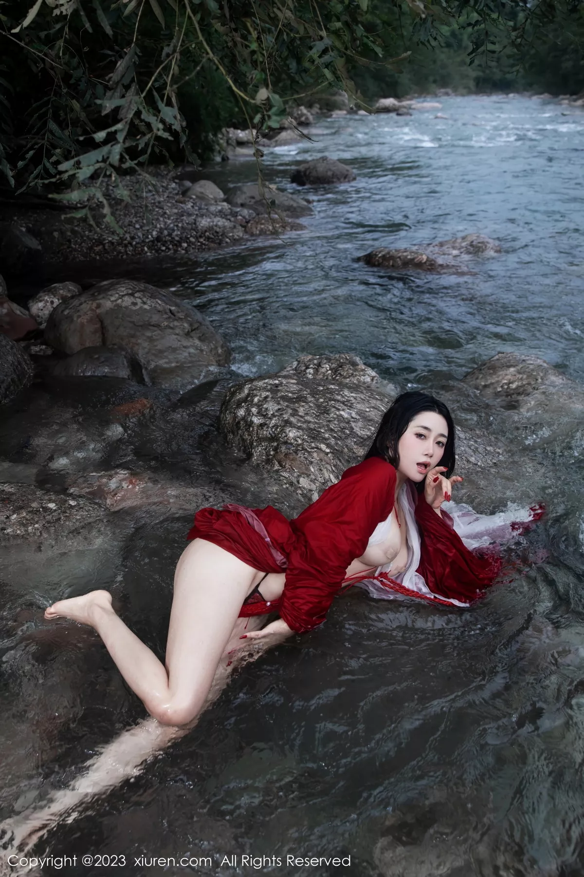 [XiuRen秀人网]第7295期严利娅写真 [89P]-056