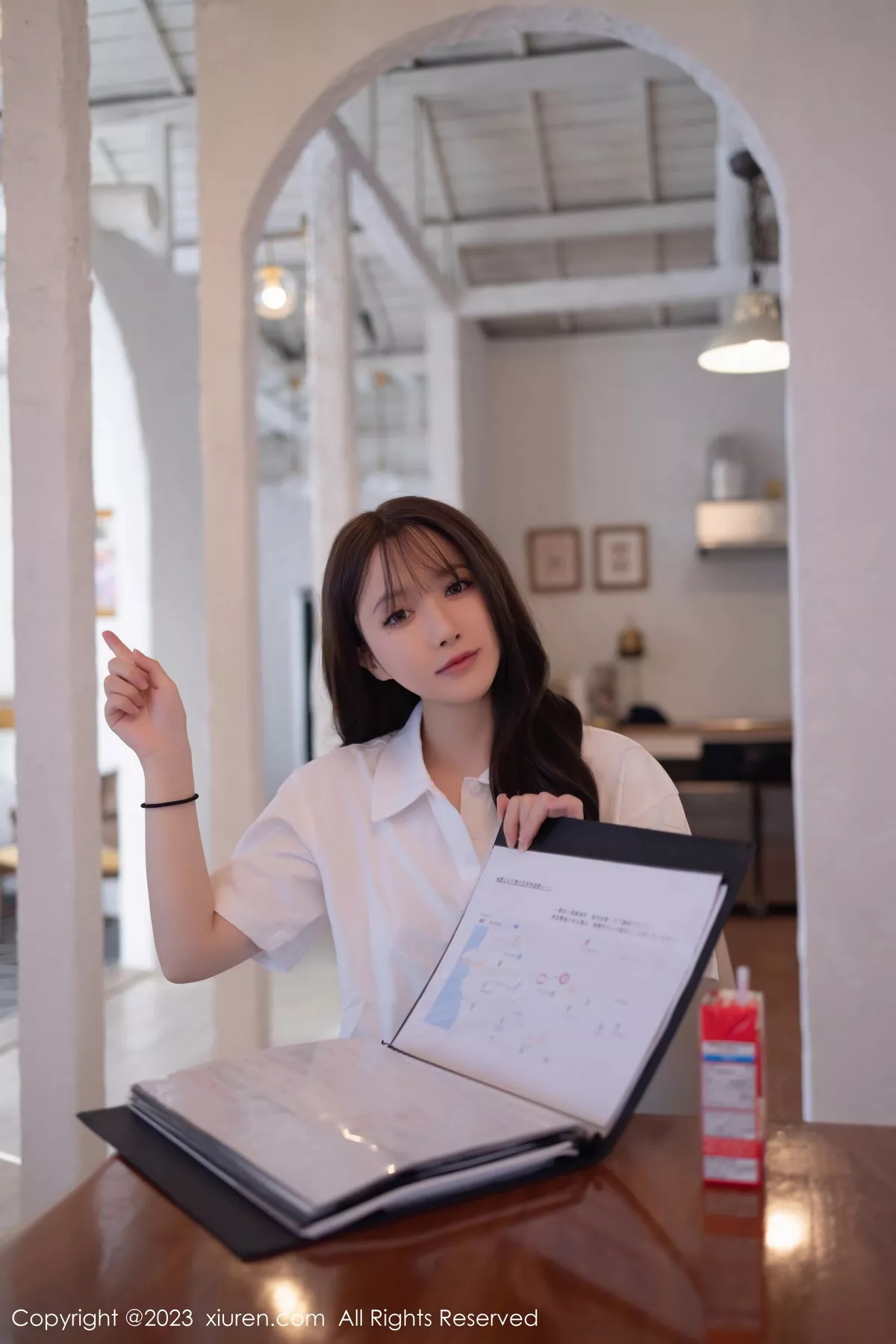 [XiuRen秀人网]第7475期鱼子酱写真 [85P]-011