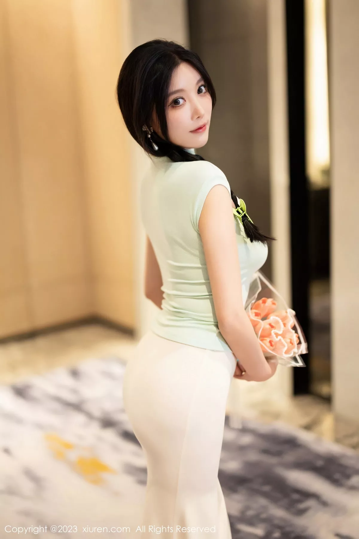 [XiuRen秀人网]第7481期杨晨晨写真 [84P]-003