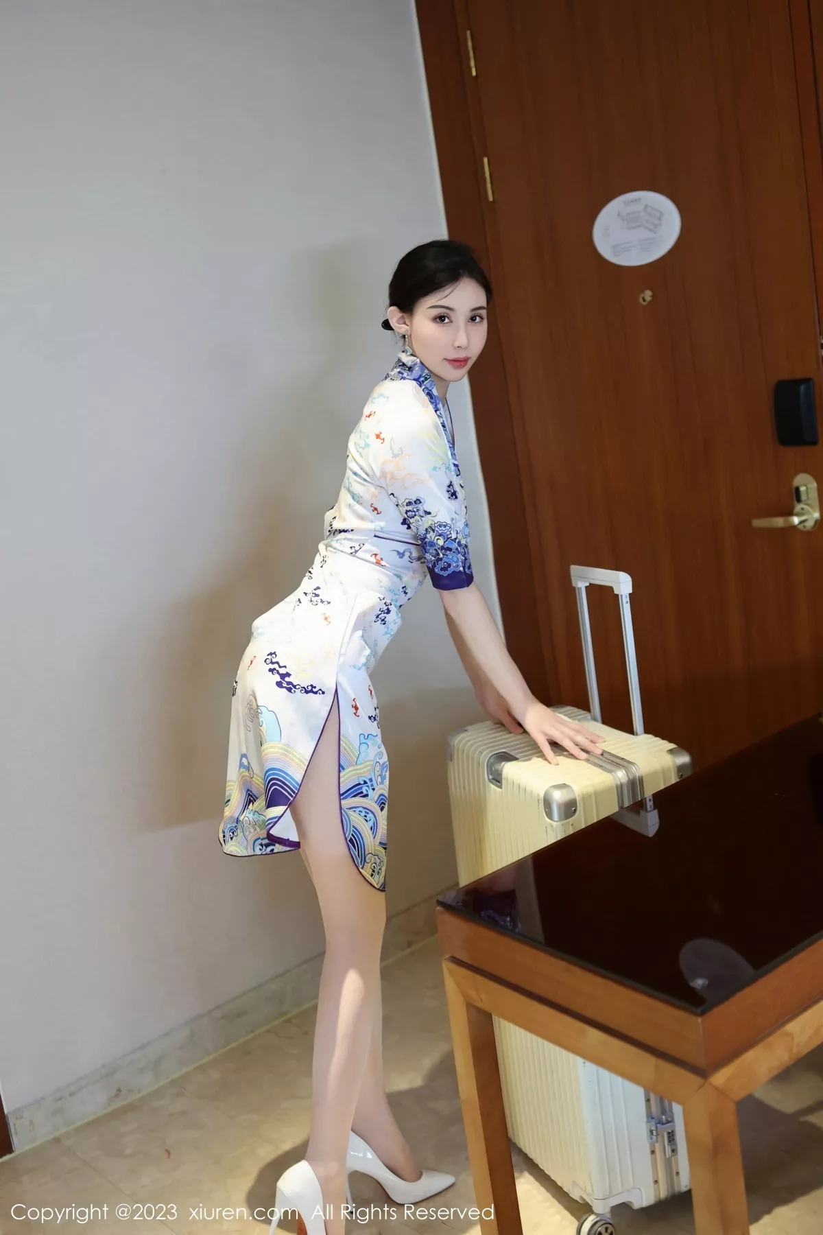 [XiuRen秀人网]第7479期曼柔写真 [102P]-004