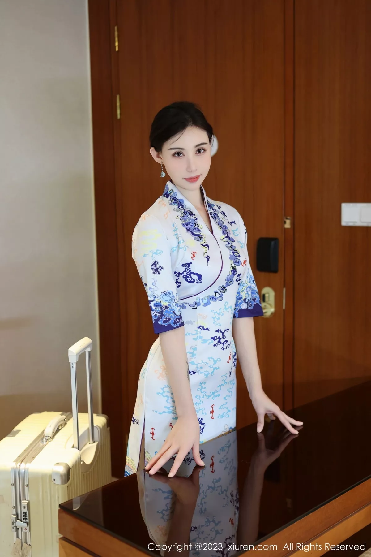 [XiuRen秀人网]第7479期曼柔写真 [102P]-002