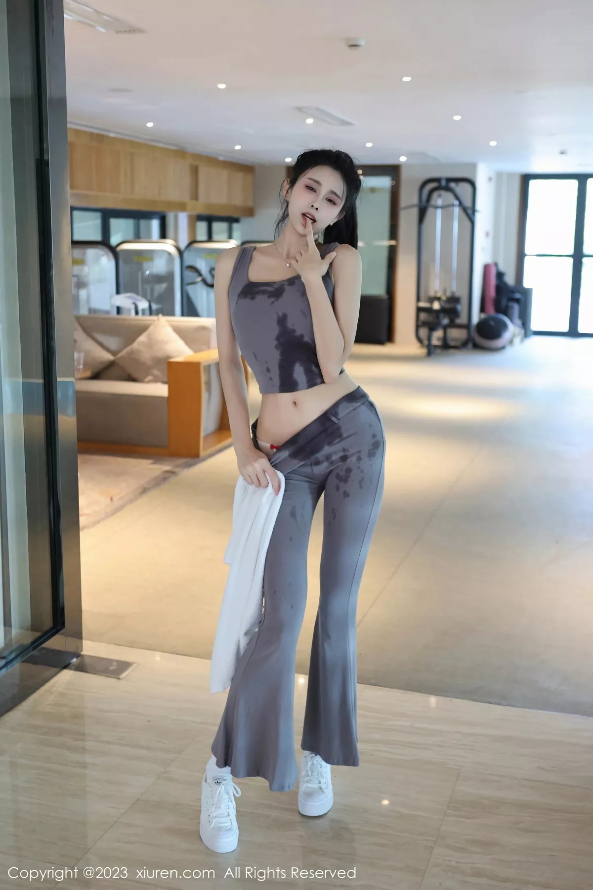 [XiuRen秀人网]第7512期草莓mm写真 [71P]-017