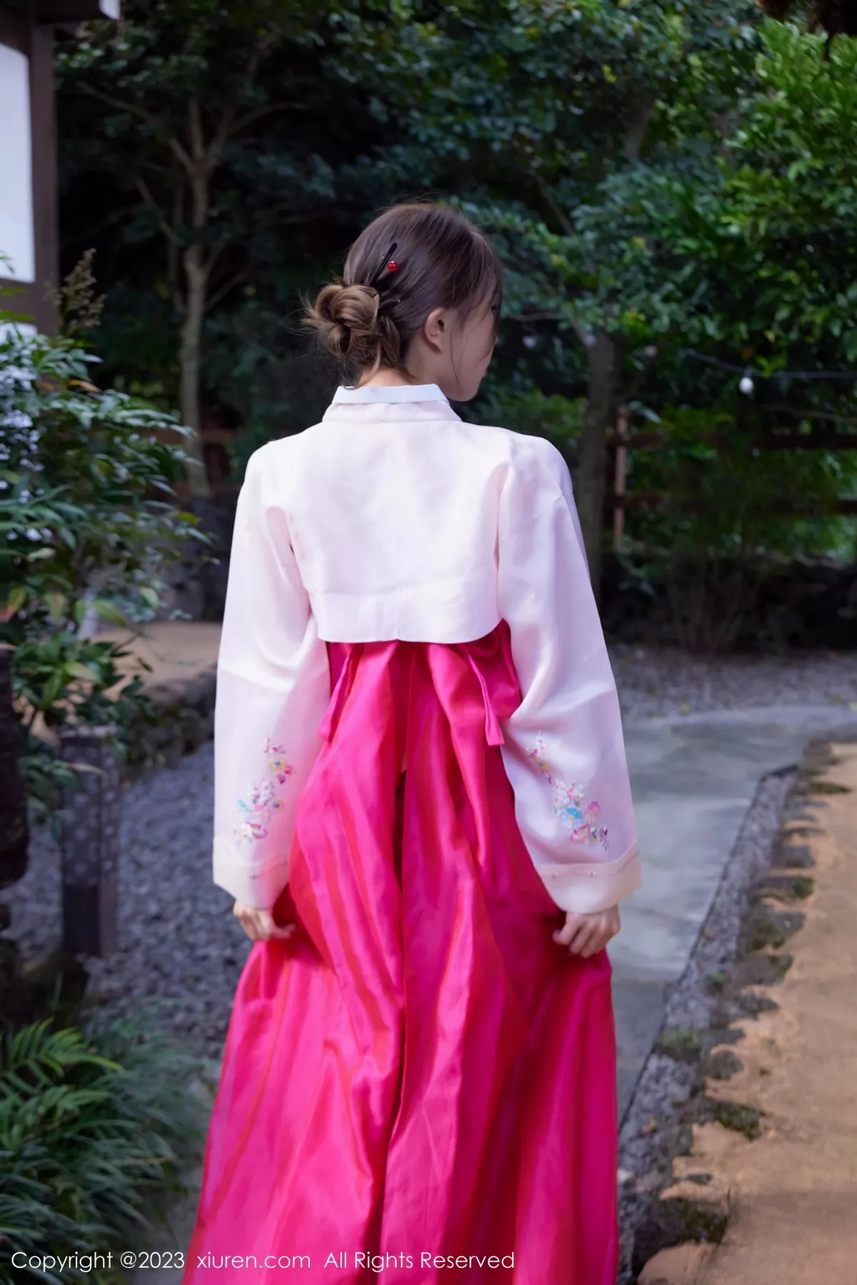 [XiuRen秀人网]第7522期甜仔写真 [58P]-012