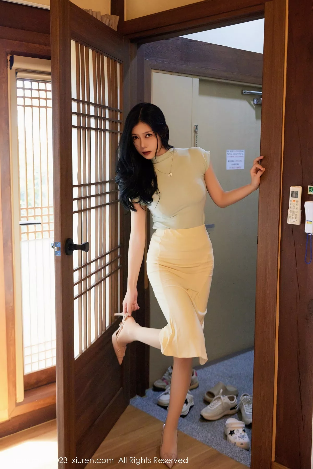 [XiuRen秀人网]第7531期尹甜甜写真 [63P]-002