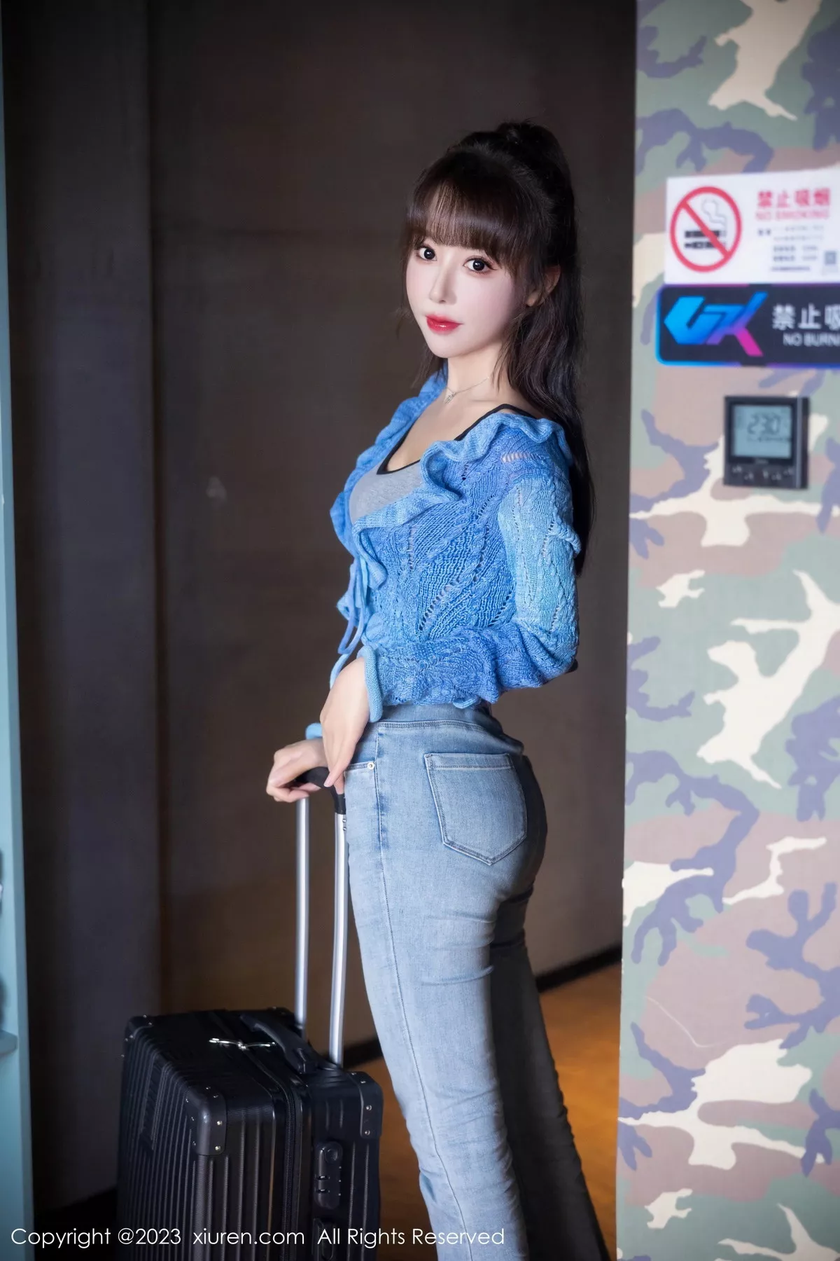 [XiuRen秀人网]第7540期白笑笑写真 [80P]-001