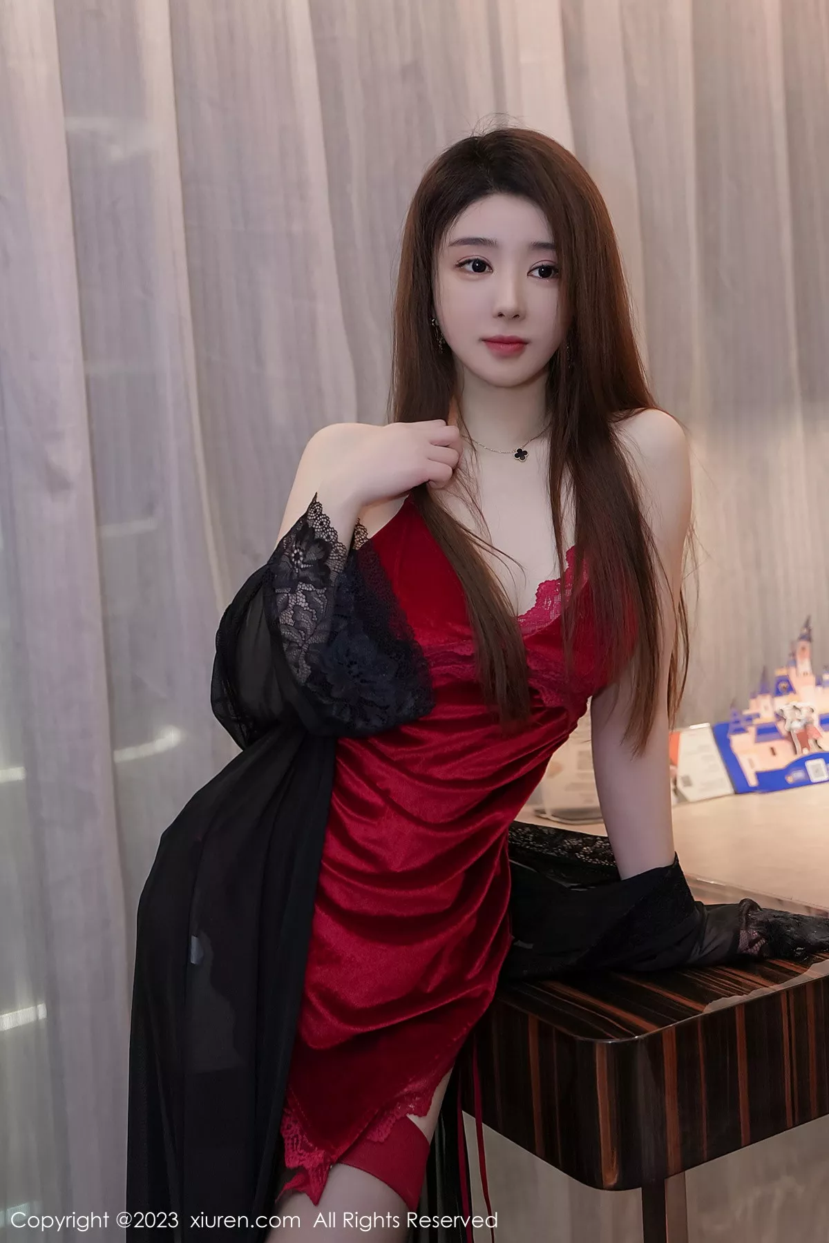 [XiuRen秀人网]第7628期雨儿写真 [59P]-002