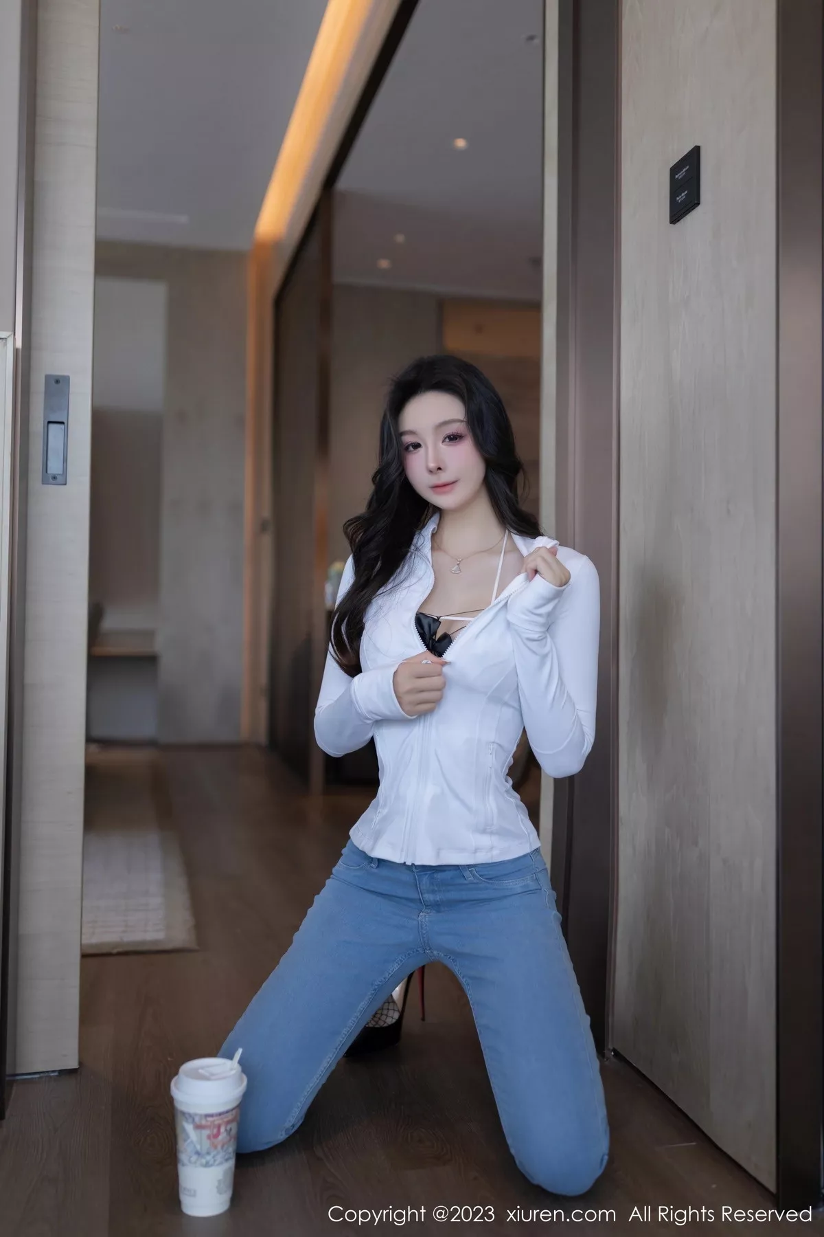 [XiuRen秀人网]第7639期小逗逗写真 [80P]-003