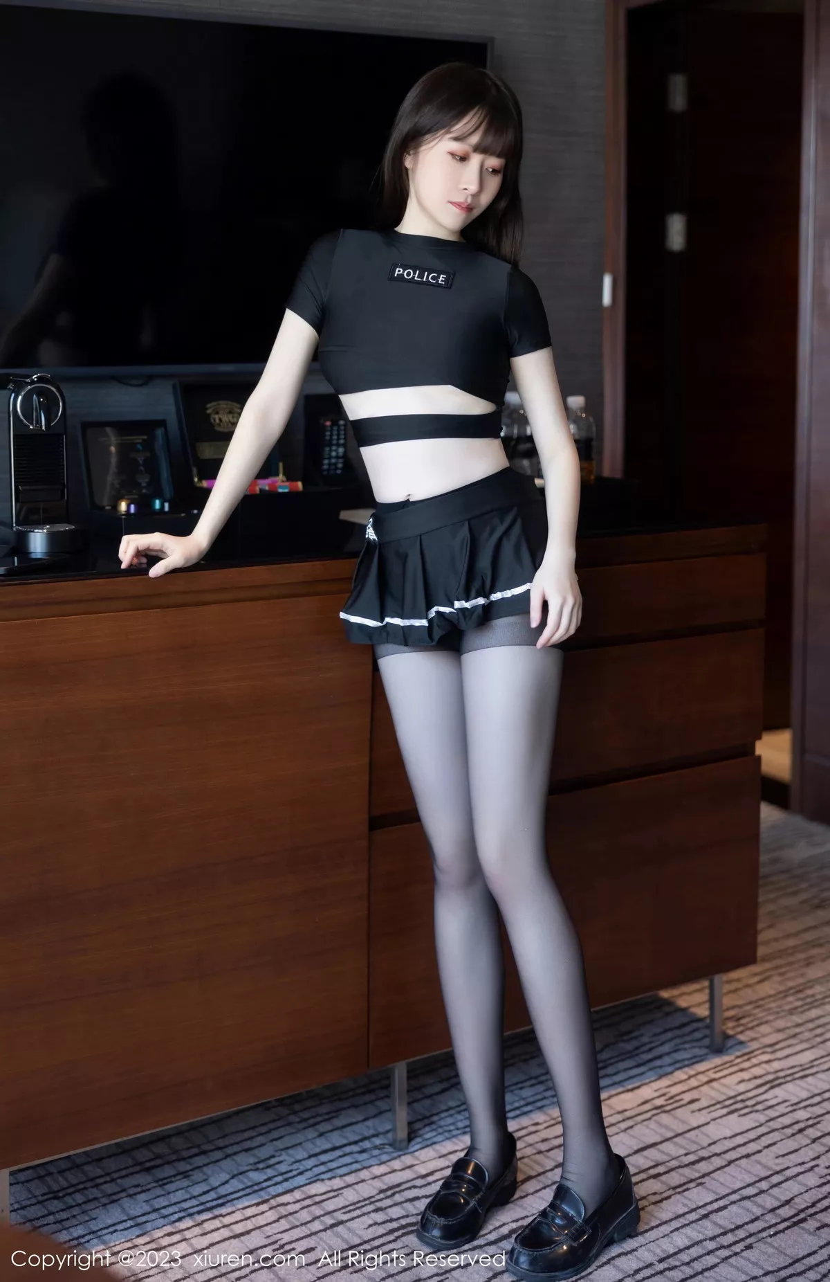 [XiuRen秀人网]第7637期林悠悠写真 [98P]-002