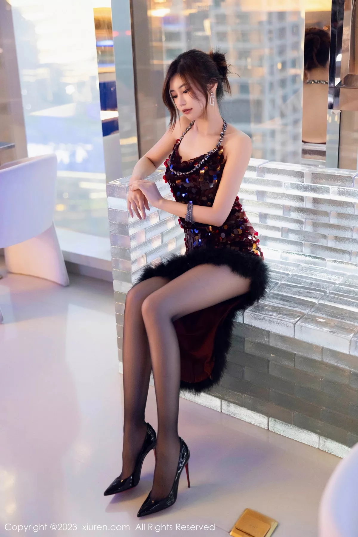 [XiuRen秀人网]第7679期绮里嘉写真 [98P]-010