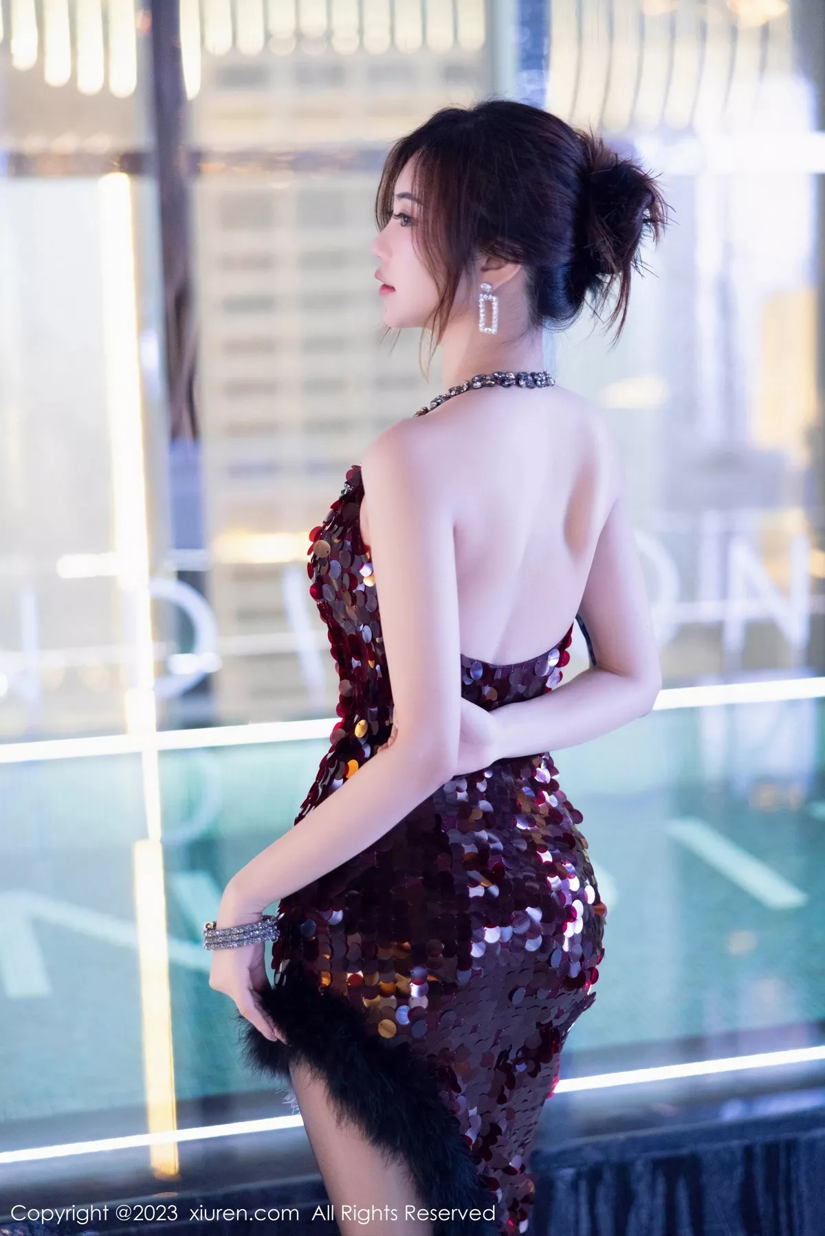 [XiuRen秀人网]第7679期绮里嘉写真 [98P]-023
