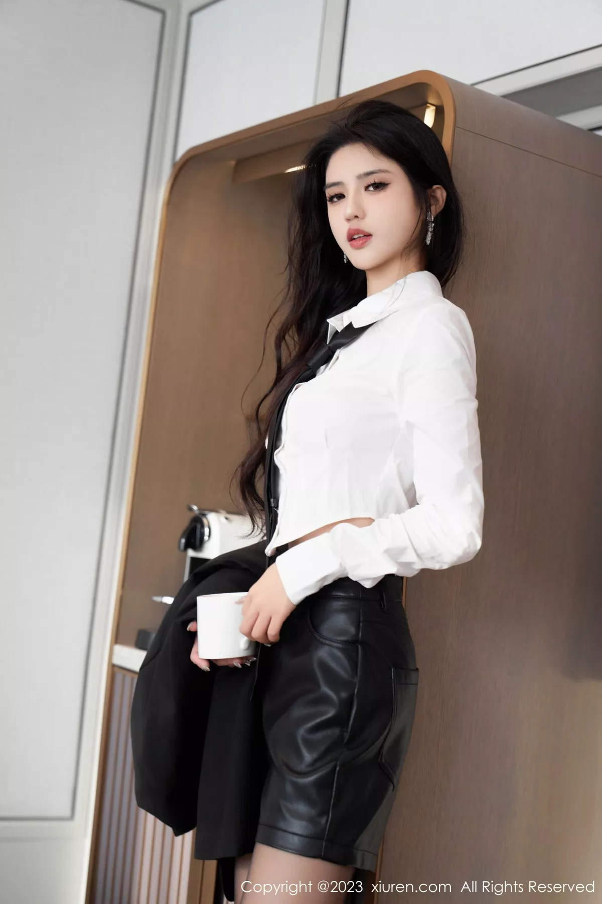 [XiuRen秀人网]第7560期浅浅写真 [98P]-030