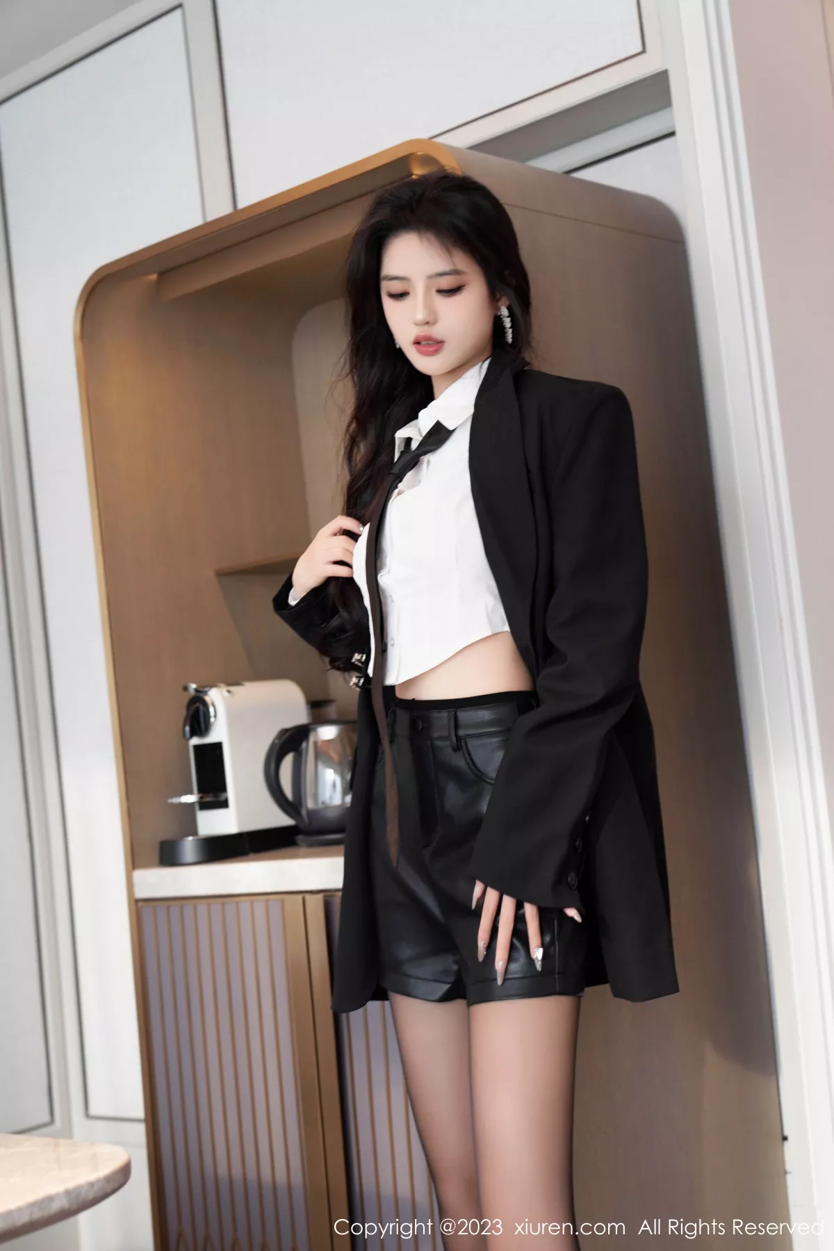 [XiuRen秀人网]第7560期浅浅写真 [98P]-019