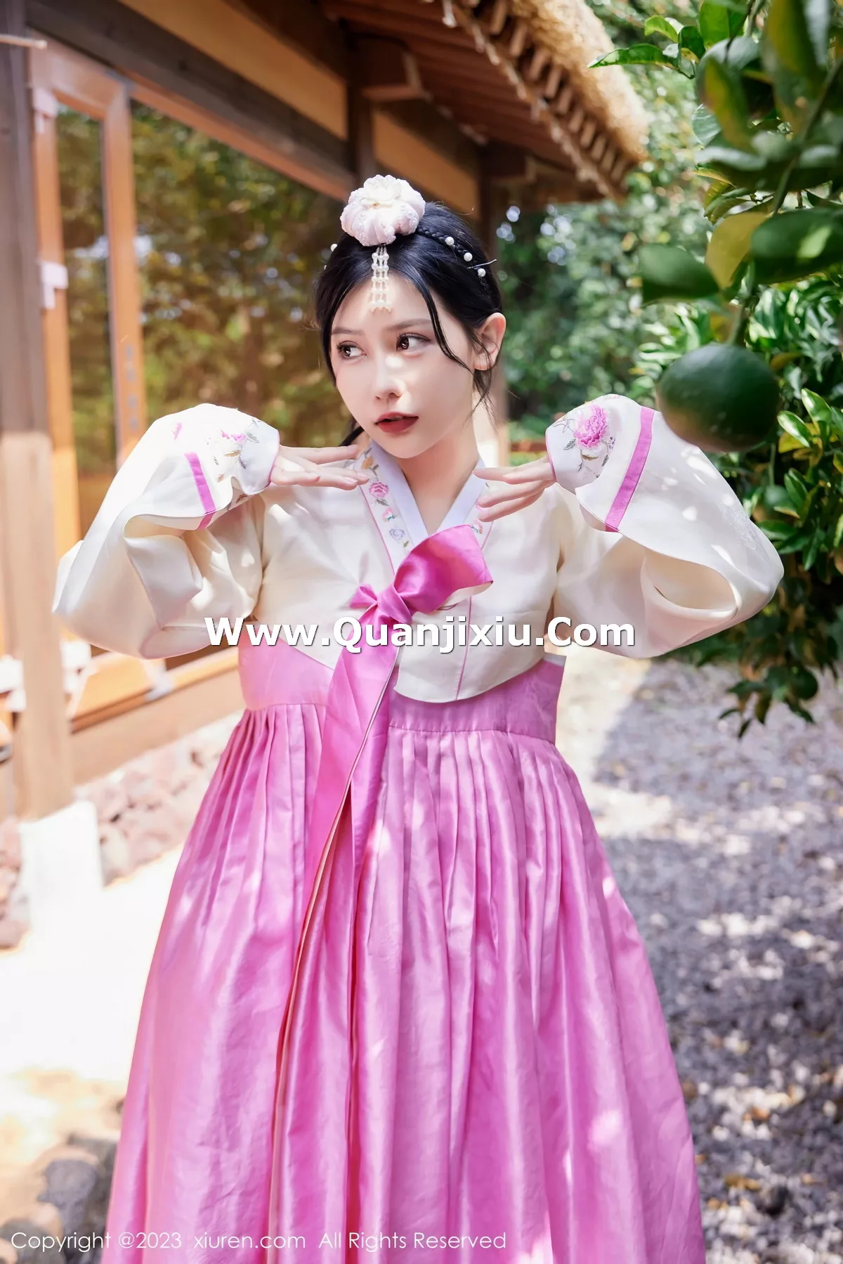 [XiuRen秀人网]第7564期尹甜甜写真 [69P]-004