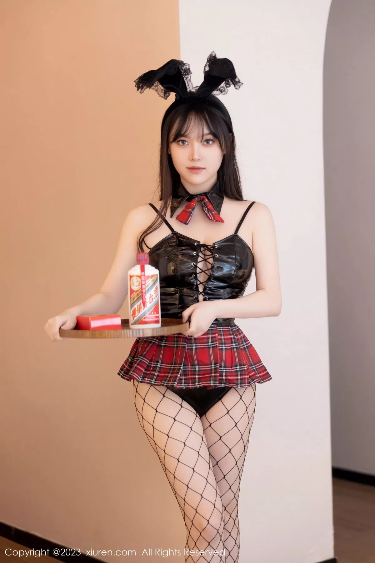 [XiuRen秀人网]第7575期豆瓣酱写真 [80P]-003