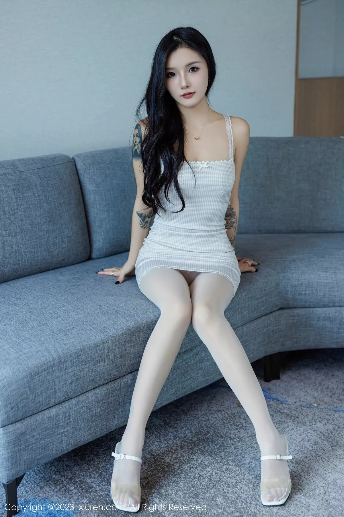 [XiuRen秀人网]第7734期七七写真 [54P]-001