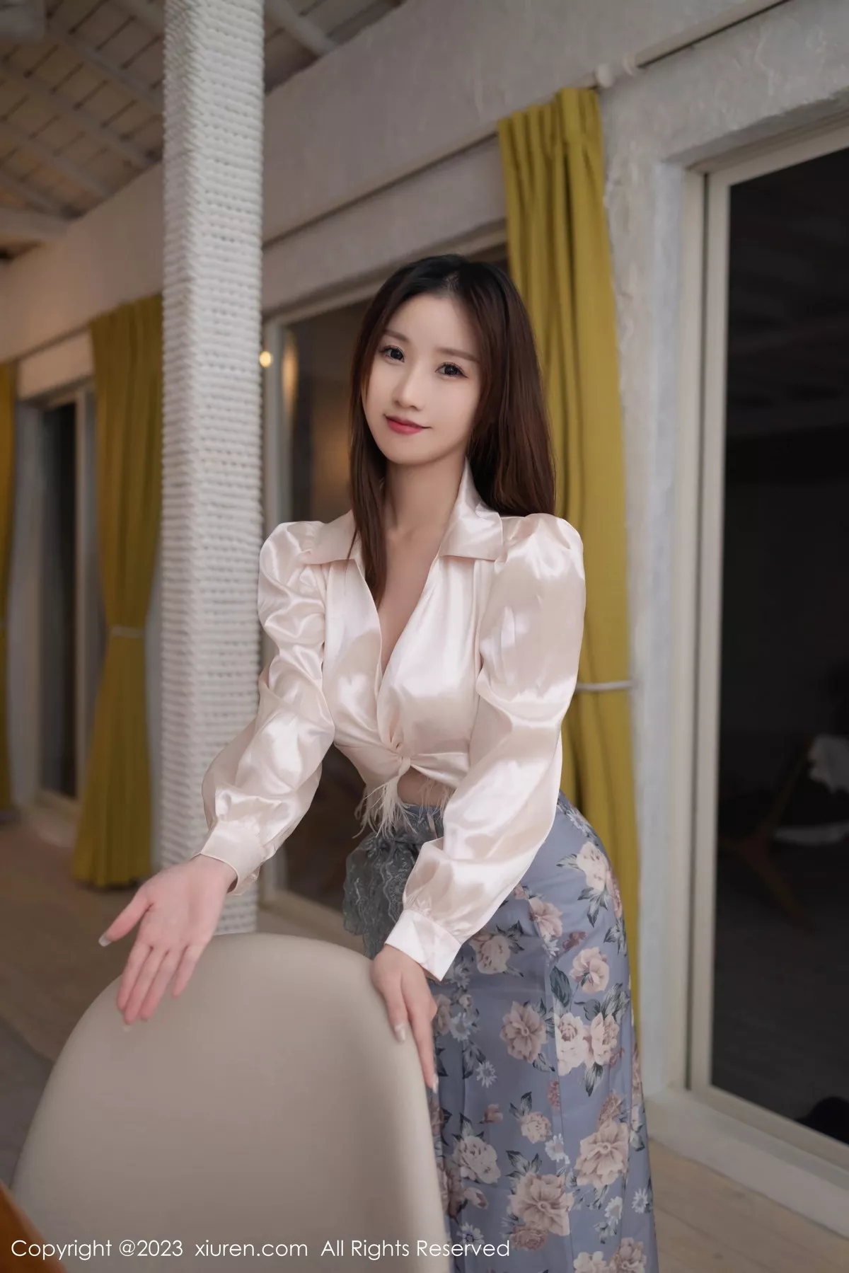 [XiuRen秀人网]第7770期杏子写真 [84P]-003