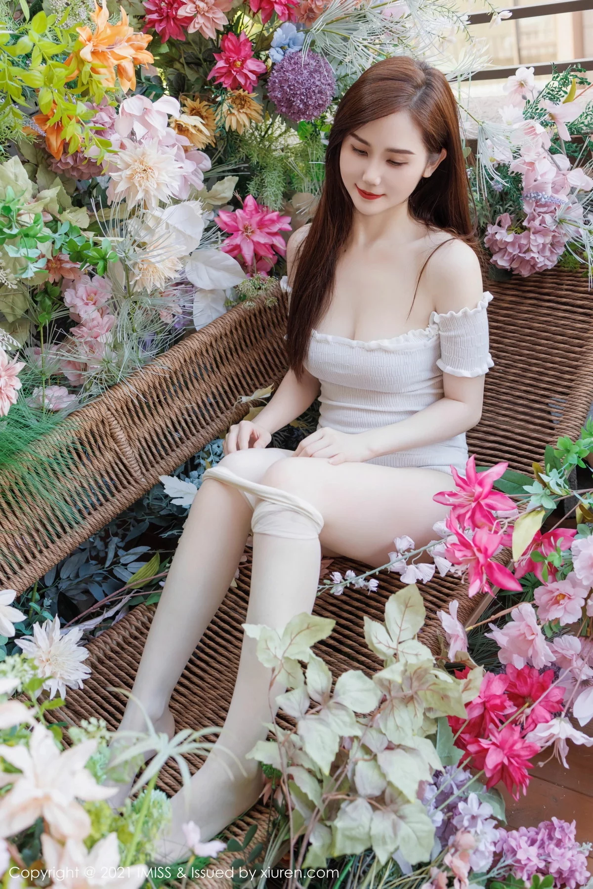[Imiss爱蜜社]第761期SISY思写真 [43P]-019