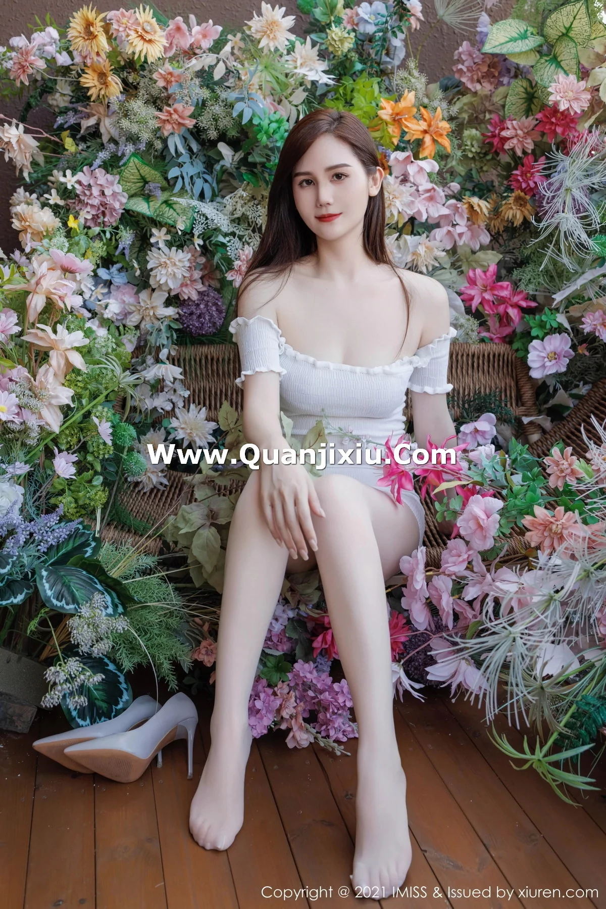 [Imiss爱蜜社]第761期SISY思写真 [43P]-010