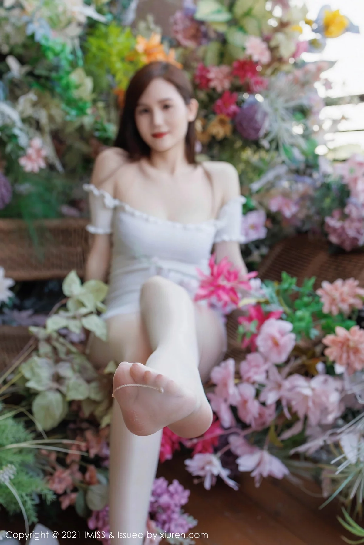 [Imiss爱蜜社]第761期SISY思写真 [43P]-012